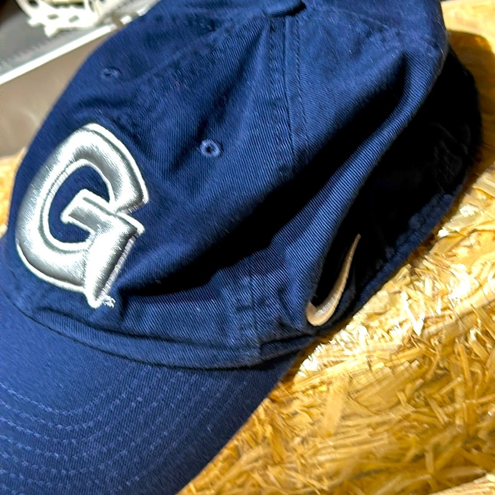 NWT Georgetown Nike Cap